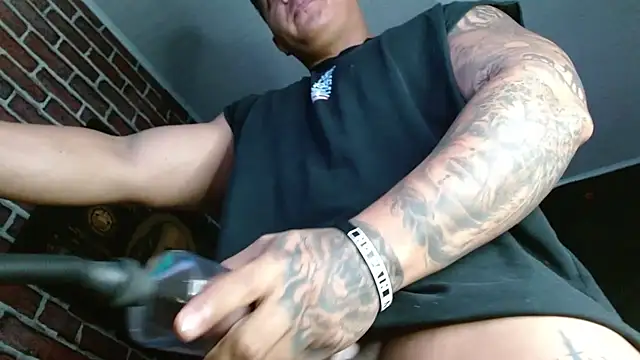 jordan bigcock  online show from 12/15/25, 02:06