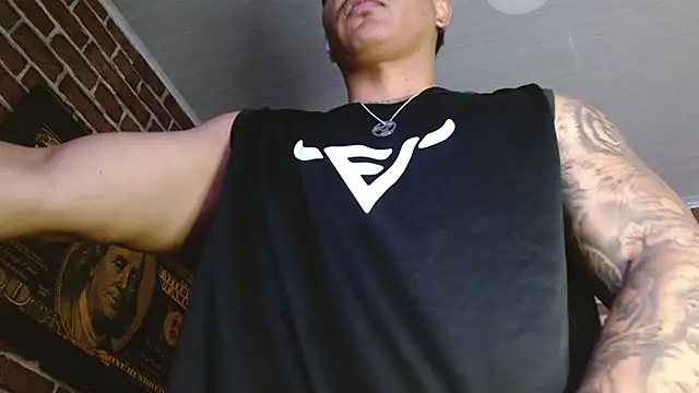 jordan bigcock  online show from 04/15/26, 02:32