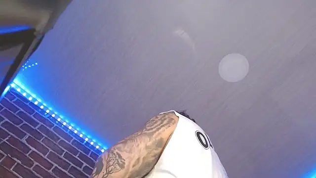 jordan bigcock  online show from 05/07/26, 11:24