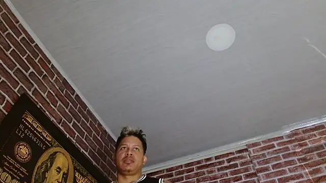 Snapshot of jordan_bigcock_ chatting on 06/17/26, 03:55 jordan bigcock online show from 06/17/26, 03:55