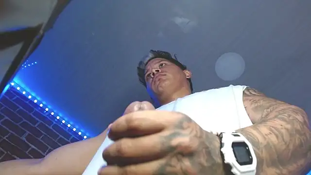 jordan bigcock  online show from 05/26/26, 02:48