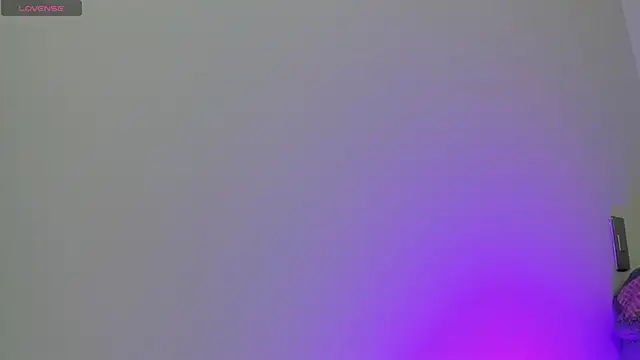 TianaGlow44 online show from 05/12/26, 11:16