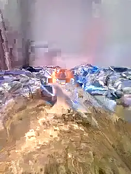 Snapshot of efihorny chatting on 11/21/25, 05:01 efihorny online show from 11/21/25, 05:01