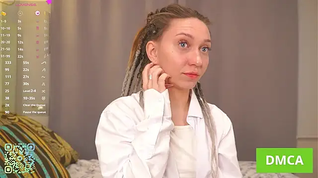 JohnetteConstine online show from 10/17/25, 05:22