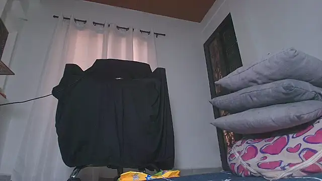 s-sweett online show from 02/15/26, 09:14