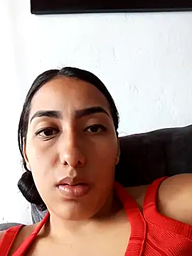 Queen sofya online show from 11/06/25, 05:50