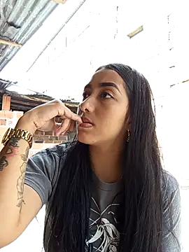 Queen sofya online show from 12/03/25, 05:12