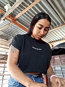 Queen sofya online show from 12/18/25, 08:01