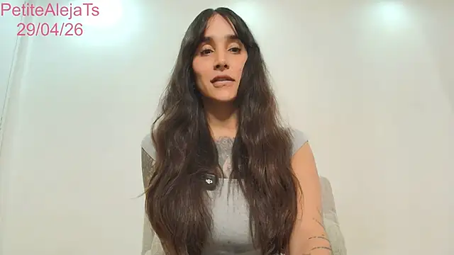 PetiteAlejaTs online show from 04/29/26, 10:49