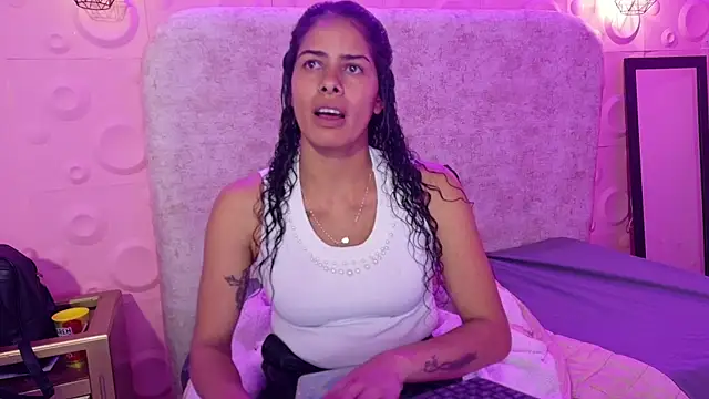 nairobi8 online show from 10/21/25, 06:40