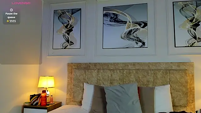 celeste collins  online show from 11/28/25, 04:01