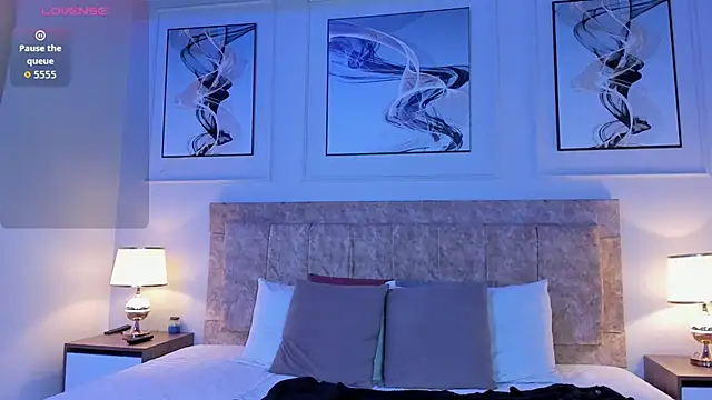 celeste collins  online show from 12/04/25, 11:42