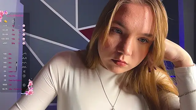 Snapshot of RebeccaEglitis chatting on 12/04/25, 05:12 RebeccaEglitis online show from 12/04/25, 05:12