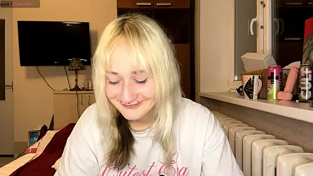 Ulemonala Cute online show from 12/03/25, 08:08