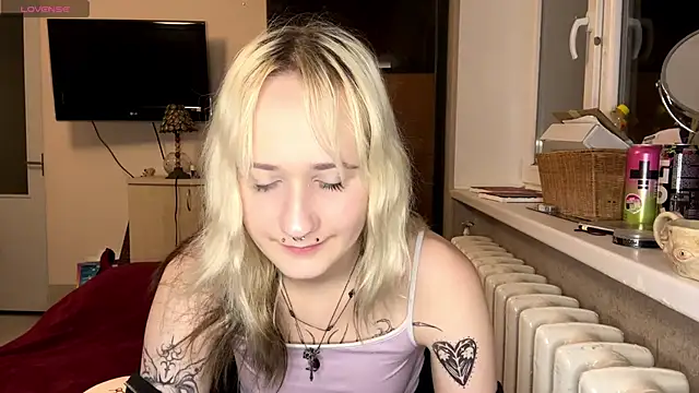 Ulemonala Cute online show from 12/20/25, 07:28