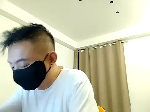 Snapshot of joneslau88 chatting on 10/23/25, 03:21 joneslau88 online show from 10/23/25, 03:21