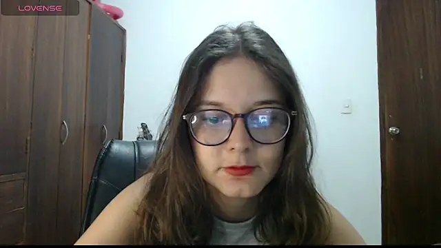CarlaLorez online show from 04/23/26, 01:01