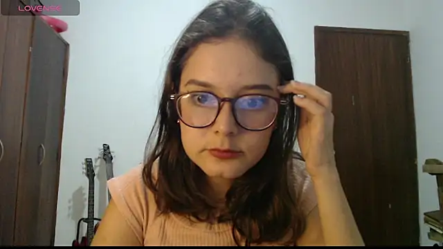 CarlaLorez online show from 04/02/26, 02:08