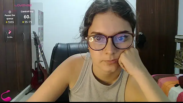 CarlaLorez online show from 05/31/26, 02:17