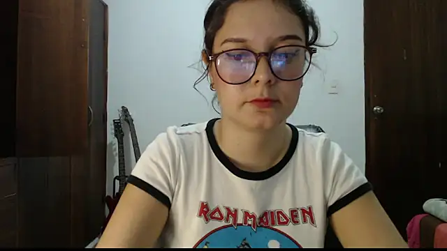 CarlaLorez online show from 05/19/26, 10:39