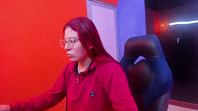 Snapshot of allison_mc chatting on 01/09/26, 03:35 allison mc online show from 01/09/26, 03:35