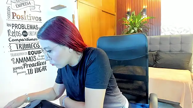 allison mc online show from 03/29/26, 04:14