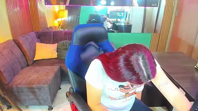 allison mc online show from 10/17/25, 03:54