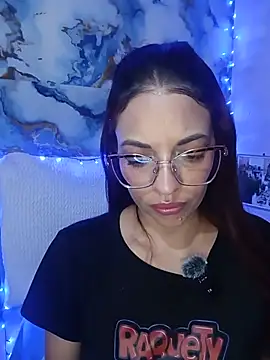 Snapshot of cerecita_anna chatting on 06/27/26, 10:16 cerecita anna online show from 06/27/26, 10:16