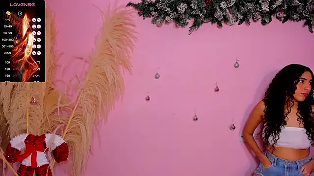 Pink hell222 online show from 11/29/25, 01:39