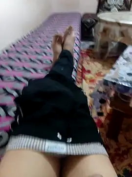 latarak321 online show from 11/17/25, 12:09