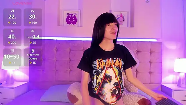 Naya Velvet online show from 11/06/25, 04:00