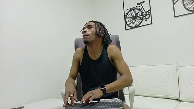 REDBRYAN EBANO online show from 10/09/25, 07:47