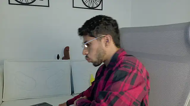 ALANVILLA LOBO online show from 10/17/25, 07:15