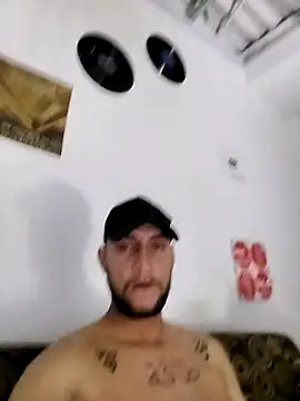 Snapshot of NOAK22CM chatting on 04/14/26, 11:54 NOAK22CM online show from 04/14/26, 11:54