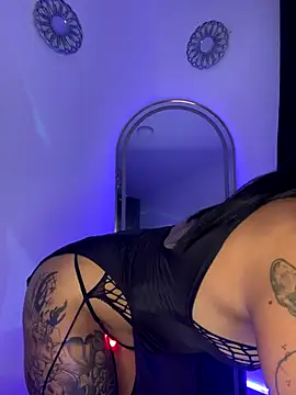 LunaAdamsx online show from 11/05/25, 10:40