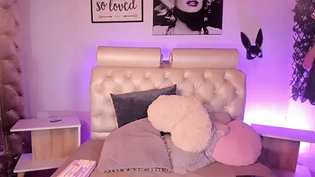 Beatricez online show from 11/30/25, 03:40