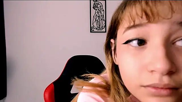 EmuOtori online show from 01/07/26, 12:32