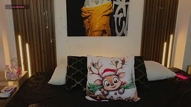 Kitty Bombon online show from 12/03/25, 08:19