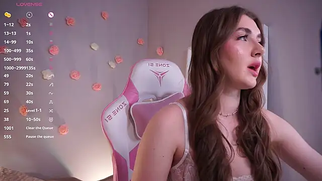 LureOfEva online show from 04/05/26, 08:48