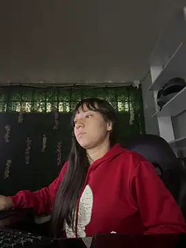 Damara Rolands- online show from 02/19/26, 03:31