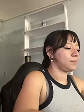 Damara Rolands- online show from 02/24/26, 03:46