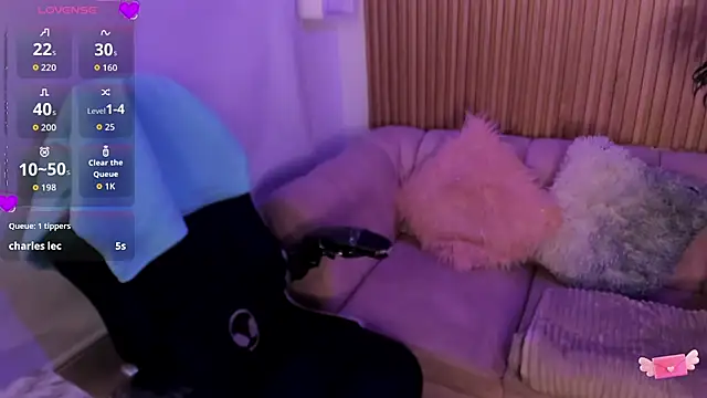 Snapshot of emmy_rosse_ chatting on 11/08/25, 02:59 emmy rosse online show from 11/08/25, 02:59