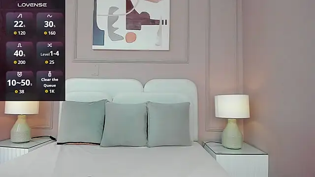 allisonpariss online show from 10/17/25, 10:18