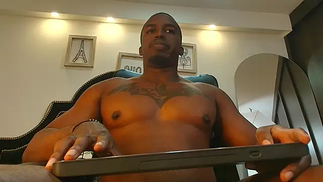 Snapshot of DenzelRios chatting on 02/04/26, 09:10 DenzelRios online show from 02/04/26, 09:10