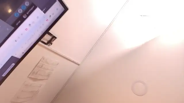 Snapshot of DenzelRios chatting on 02/26/26, 09:04 DenzelRios online show from 02/26/26, 09:04