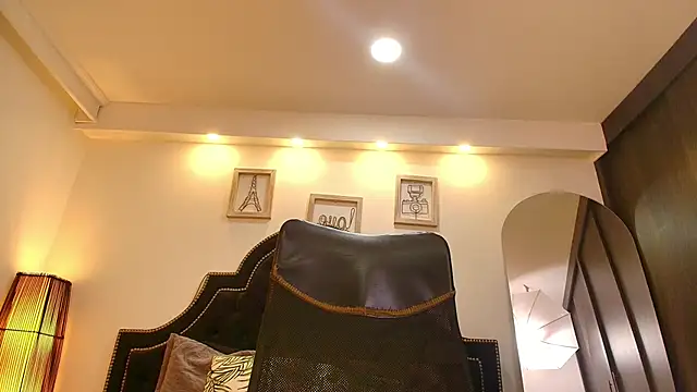 Snapshot of DenzelRios chatting on 02/06/26, 09:22 DenzelRios online show from 02/06/26, 09:22