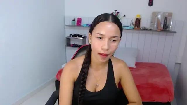 Snapshot of Hillary_Bel chatting on 10/08/25, 08:53 Hillary Bel online show from 10/08/25, 08:53