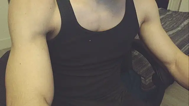 Snapshot of afterpartybtw chatting on 03/04/26, 04:20 afterpartybtw online show from 03/04/26, 04:20