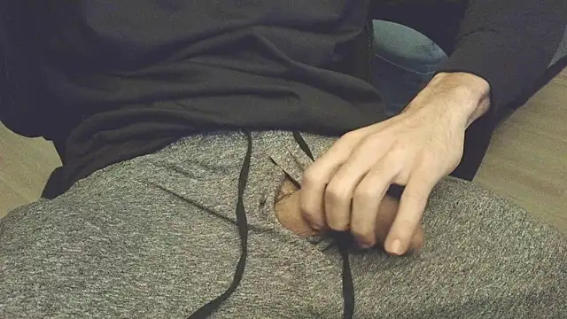 Snapshot of afterpartybtw chatting on 01/09/26, 01:23 afterpartybtw online show from 01/09/26, 01:23