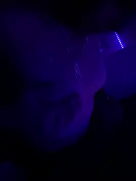 Snapshot of 728Salvador chatting on 12/19/25, 05:43 728Salvador online show from 12/19/25, 05:43